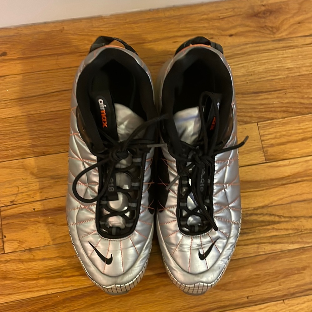 Nike Air Max 720 Metallic Silver